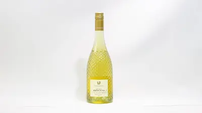 יין טפרברג מוסקטו לבן.