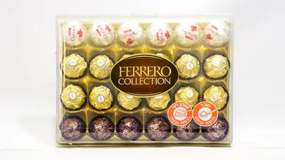 שוקולד פררו רושה קולקשיין גדול.