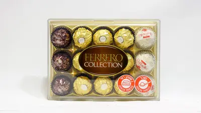 שוקולד פררו קולקשיין קטן.